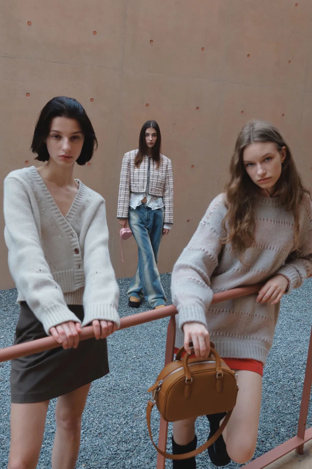 韩系秋冬新款穿搭,每日穿搭分享韩系新款秋冬