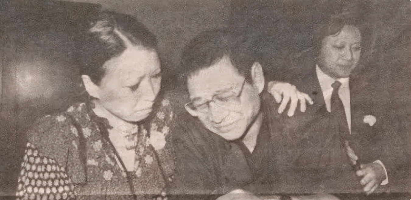 古龙一生有什么传奇,古龙一生的作品