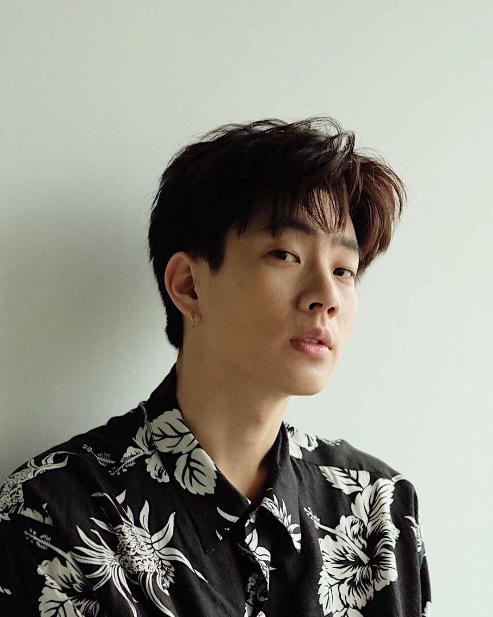 他泰一眼万年的外观2:南农的酒窝,呆的喉结,普明的耳边痣