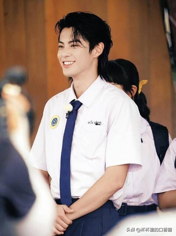 肖战罗云熙宋威龙王一博,男生认为肖战和宋威龙谁更帅