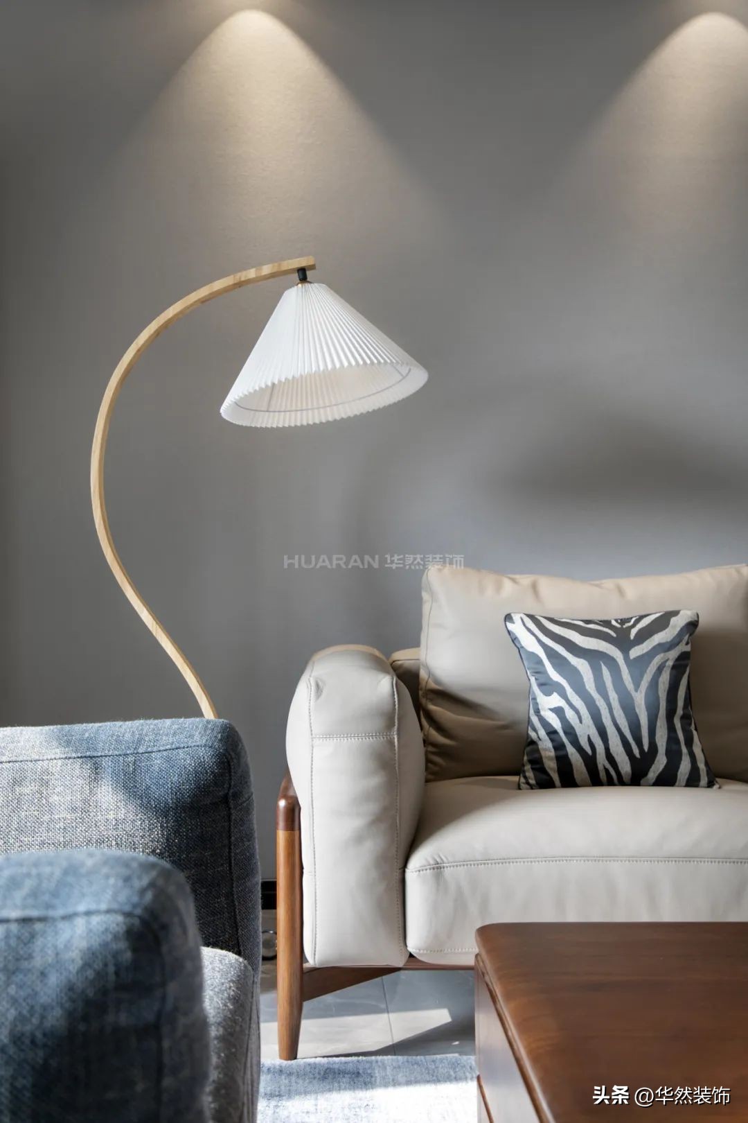 客厅一点也不高级,简单大气上档次的客厅电视背景墙