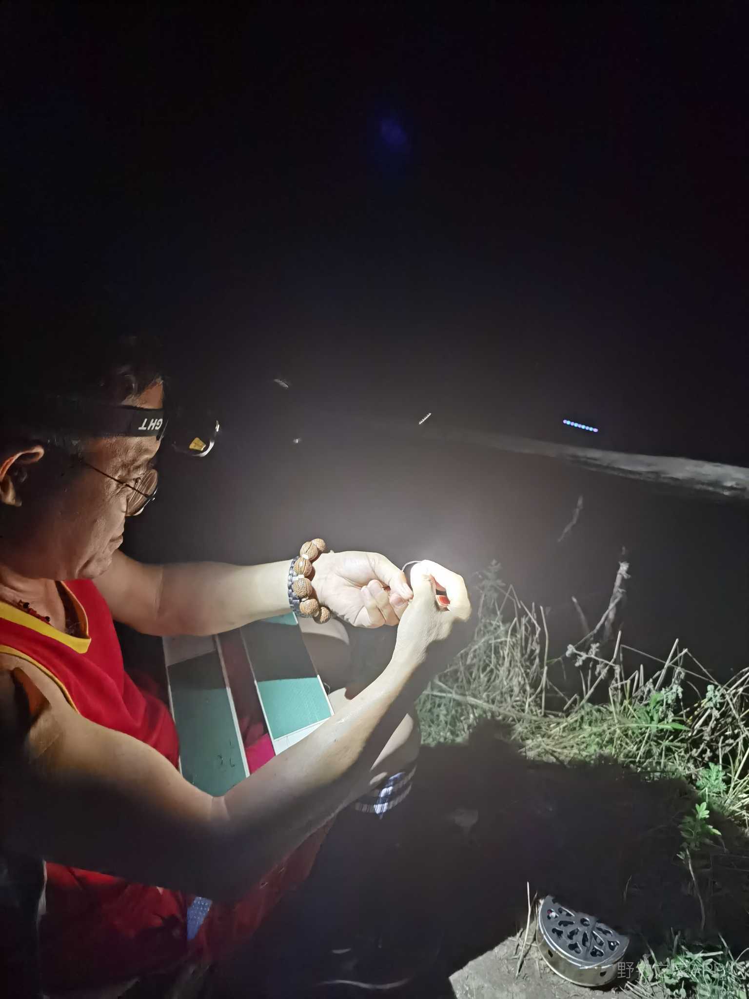 丰涧无功返，鹅宿钓泥鳅