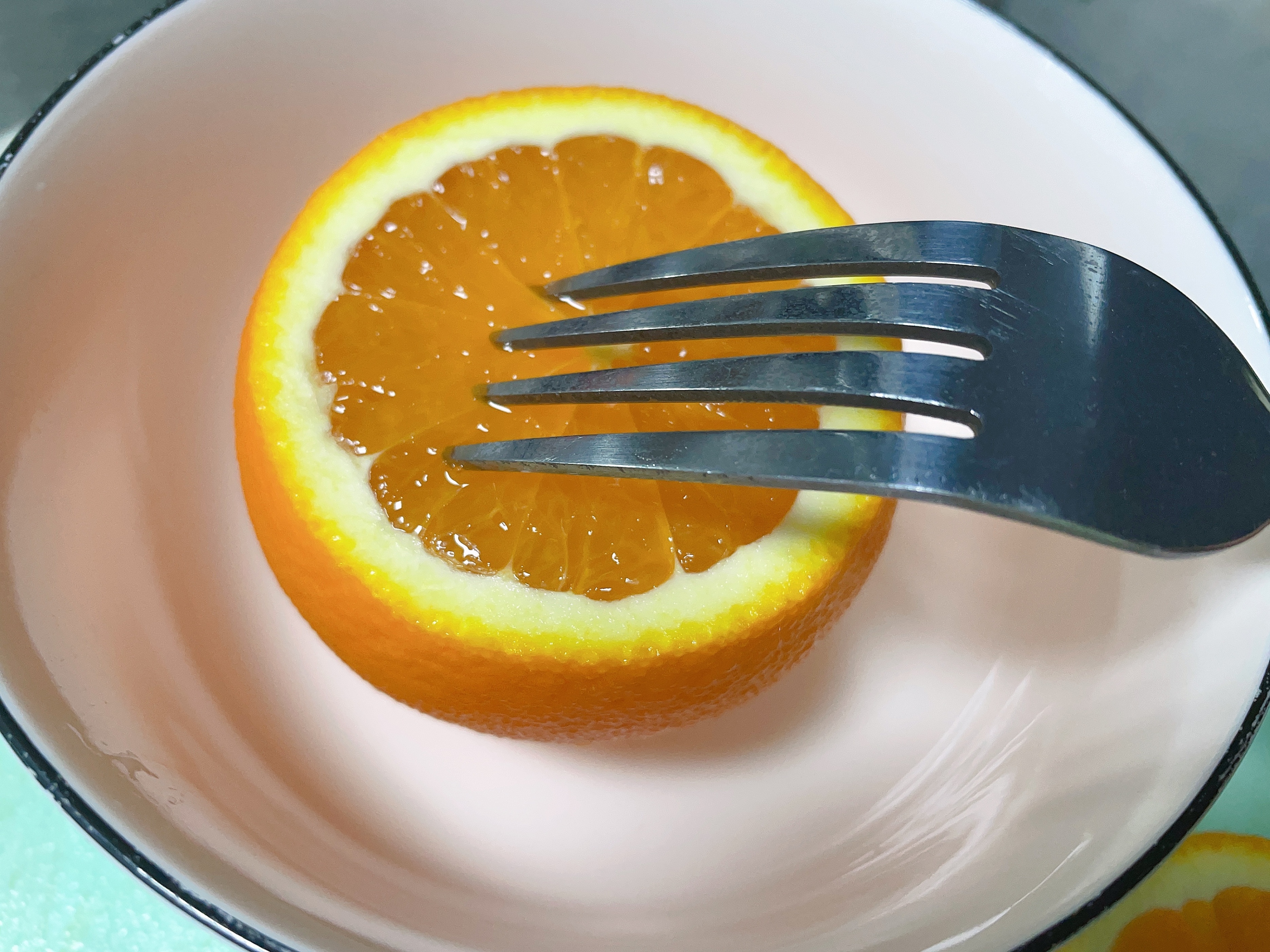 喉咙痛得跟吞刀片一样怎么缓解,喉咙疼得像吞刀子吃什么缓解