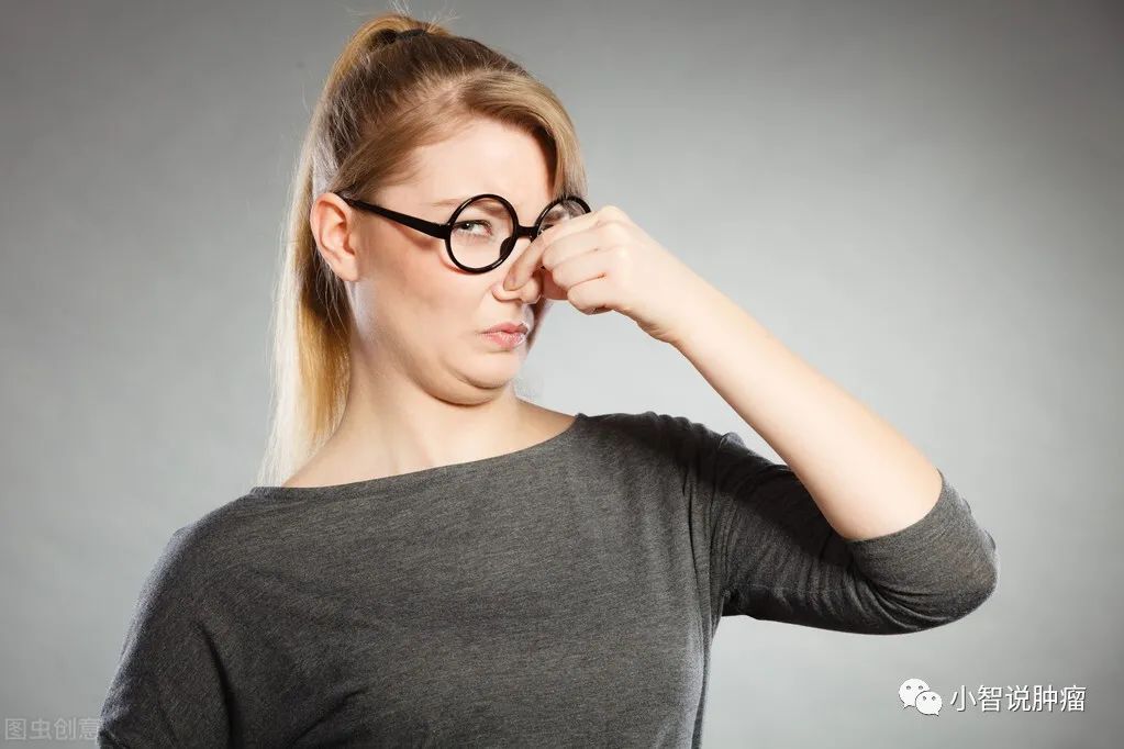 生病了放屁好臭,女生生病了老是放屁