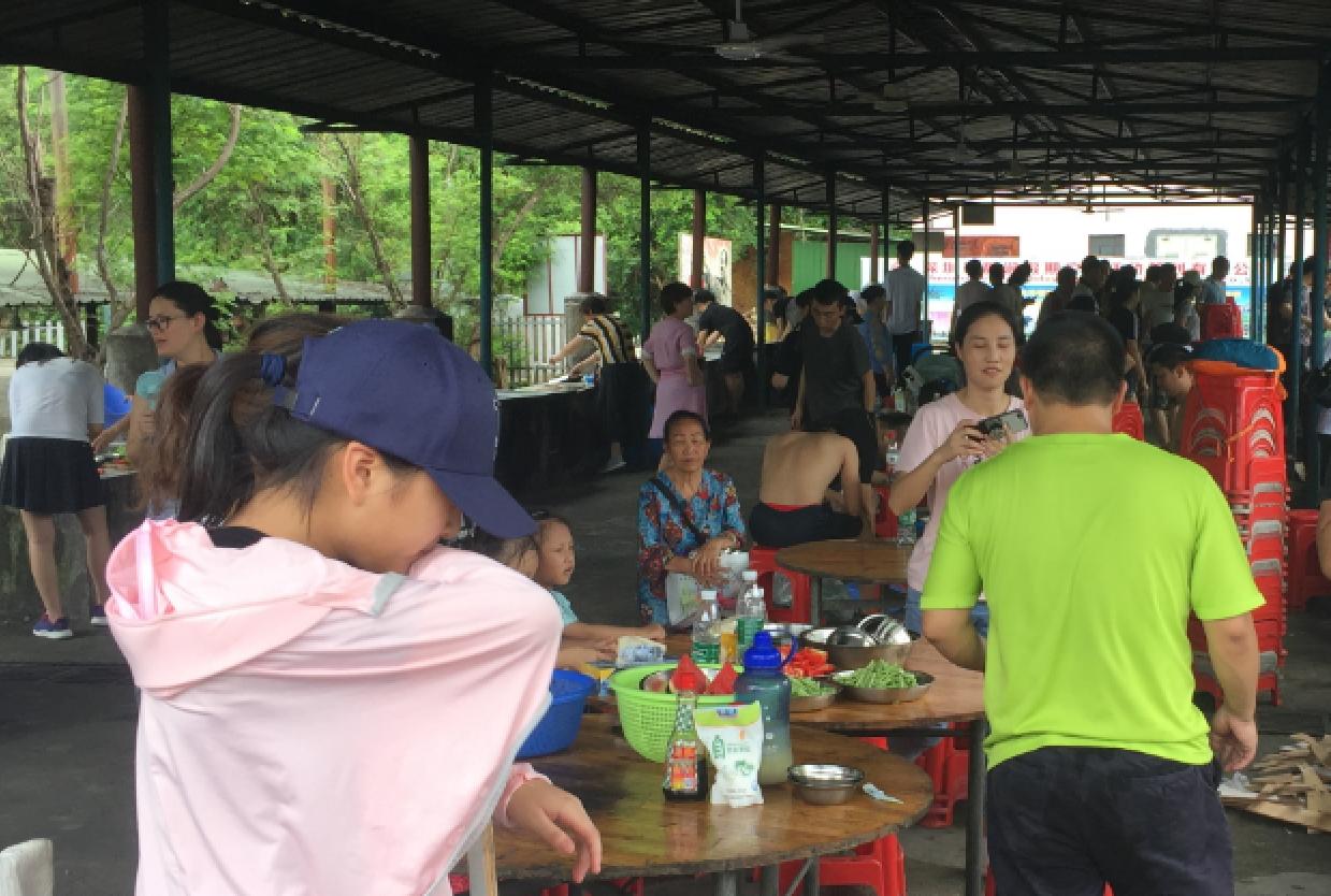 朋友聚会怎么玩才好玩,朋友聚会怎么安排好玩