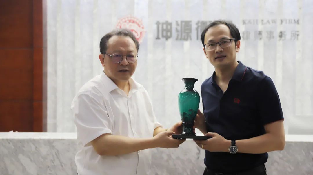 重庆坤源衡泰律师事务所专职律师,重庆坤源衡泰律师事务所简介