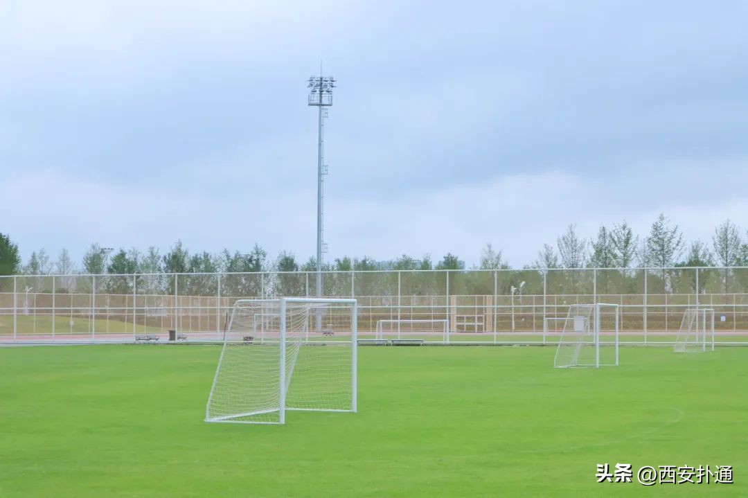 西安奥体中心音乐喷泉现在开放吗,西安奥体中心和兰州奥体中心对比