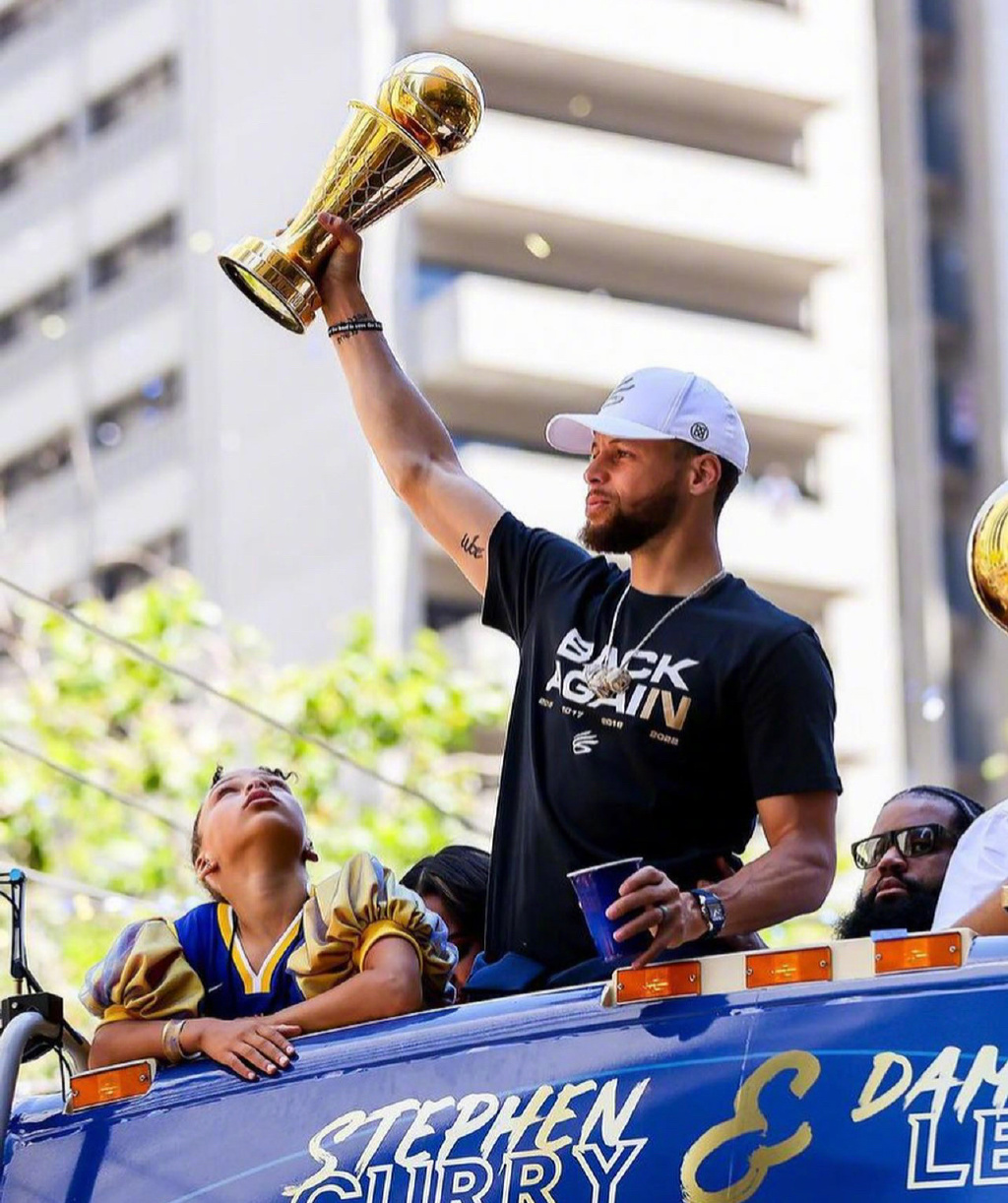 全美直播！维金斯一身匹克汤普森良心代言人国产两大品牌赚翻了