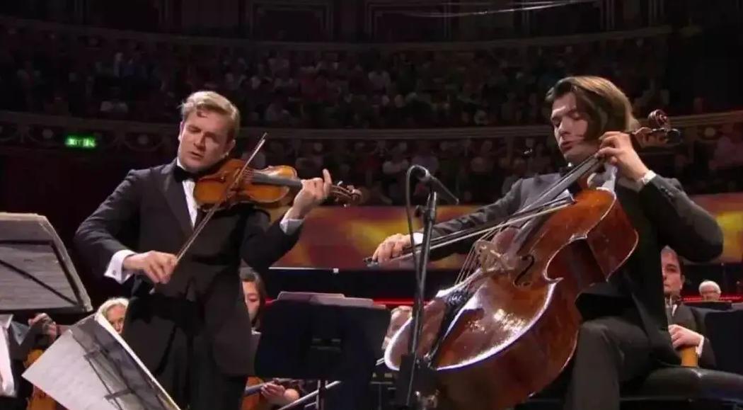 威德曼大提琴协奏曲《黑暗琴弦》的音色音响特征