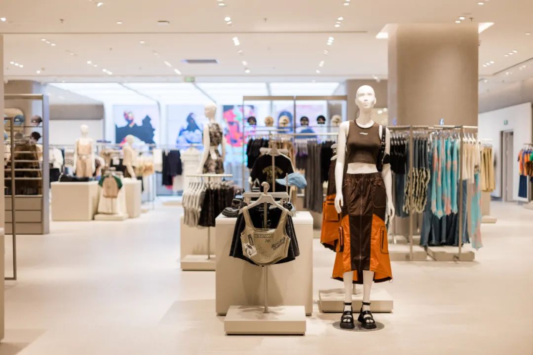 ur品牌创始人李明光,ur创始人吴川李明光