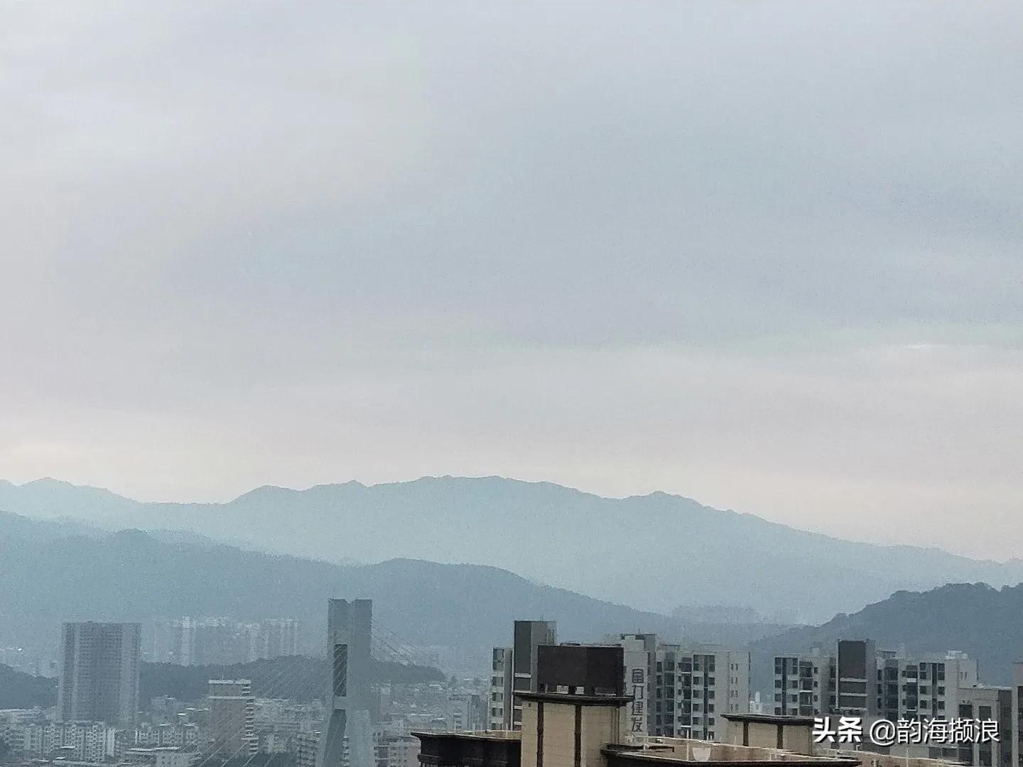 山城龙岩,龙岩风景区群山环绕