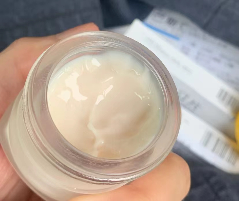 40岁女人适合哪一款面霜,30岁以上的女人适合哪款面霜