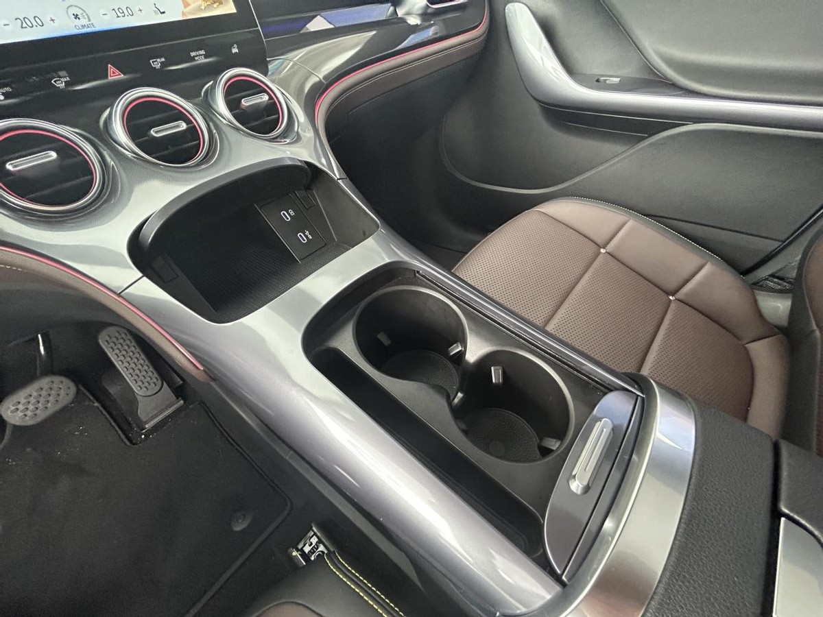 智电世界蔚蓝中心团购,smart精灵3成都4s店