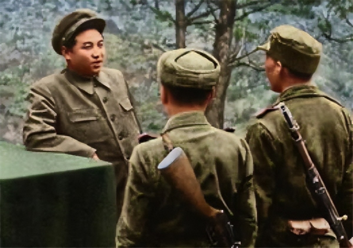 1997年重庆老妇访问朝鲜，祭拜金日成后，提出了一个大胆的建议