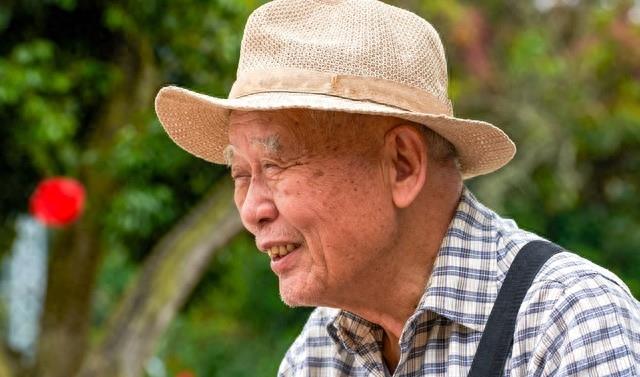 老年待遇证在哪办理,老年人福利补贴认证