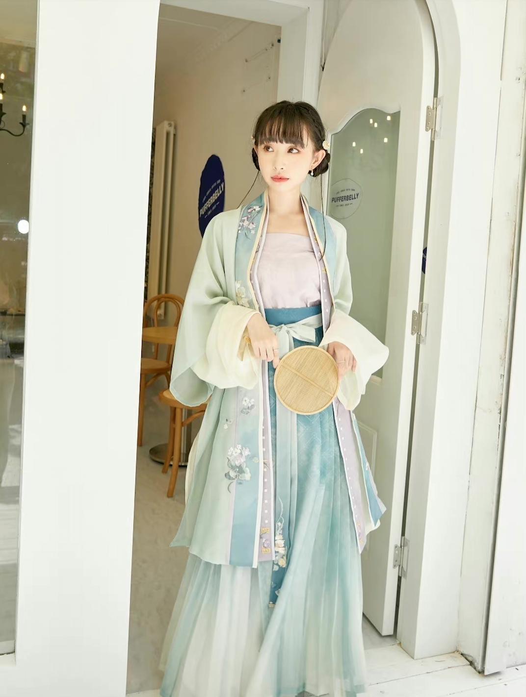 我可以穿我想穿的,哪怕是汉服