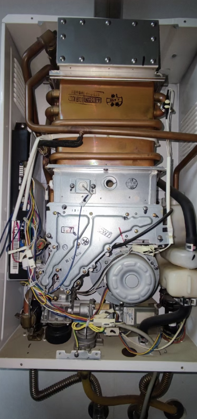 换新的燃气热水器怎么不被坑,燃气热水器更换有什么坑吗