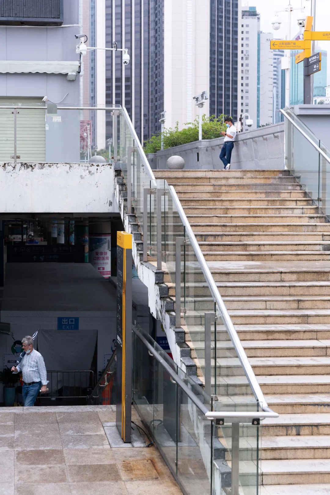 香港罗湖关口也封关了吗,香港罗湖口岸封关吗