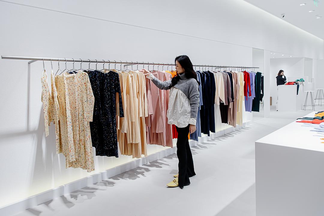 三宅一生包包香港店地址,广州有三宅一生包专柜吗