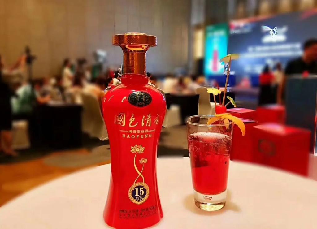 推荐几款过年送礼的白酒,春节待客白酒推荐哪款好喝