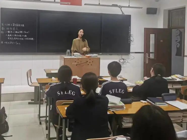 教师节纸短情长走天涯表白恩师,教师节向最喜爱的老师表白