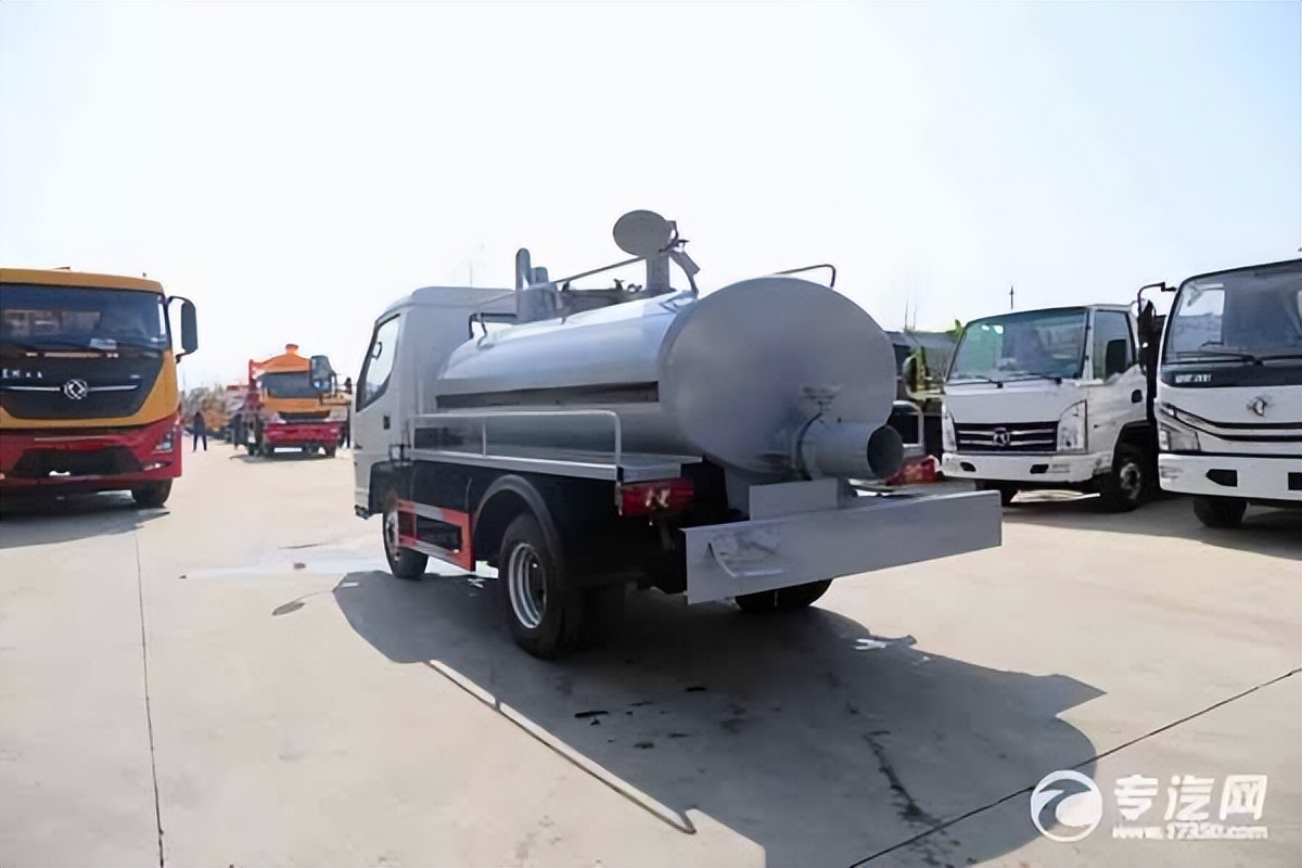 解放牌吸粪车,福田国六环卫车