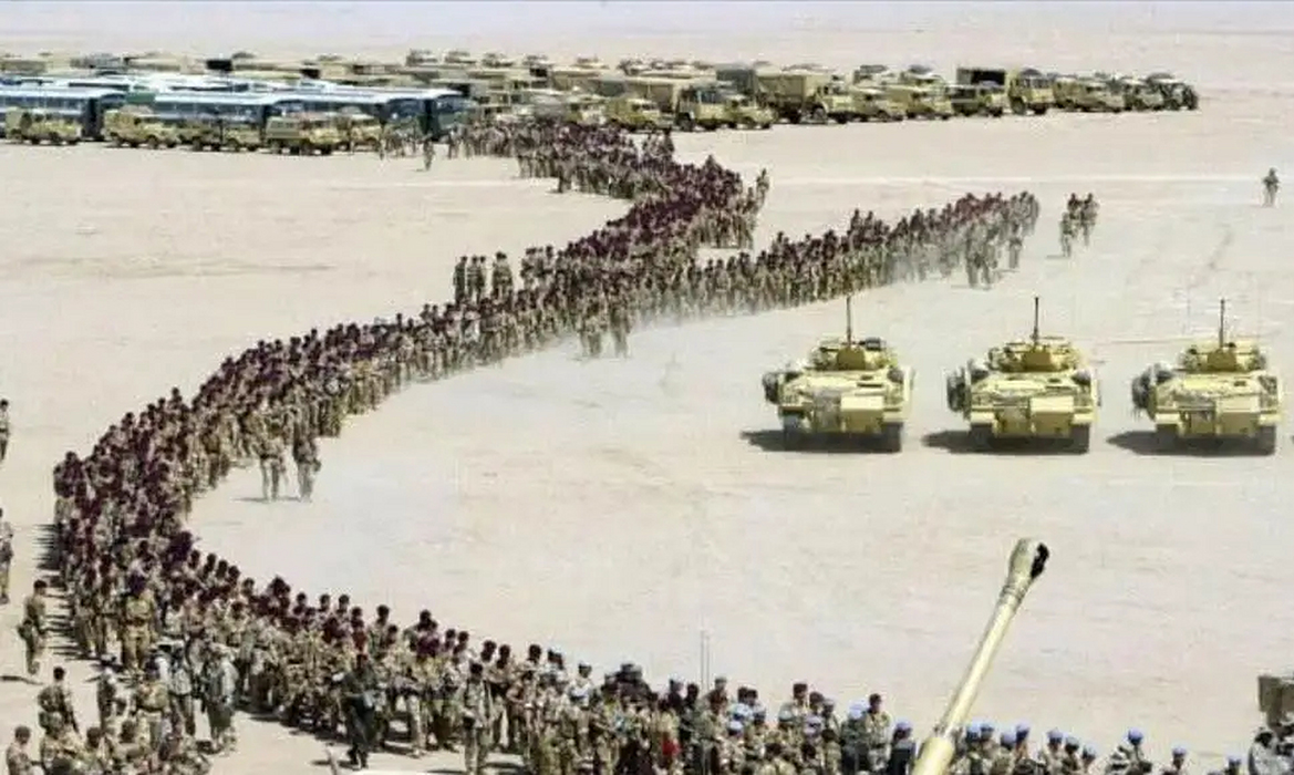 中国与沙特导弹贸易简史：1枚导弹1亿美元，沙特凭此吓阻萨达姆