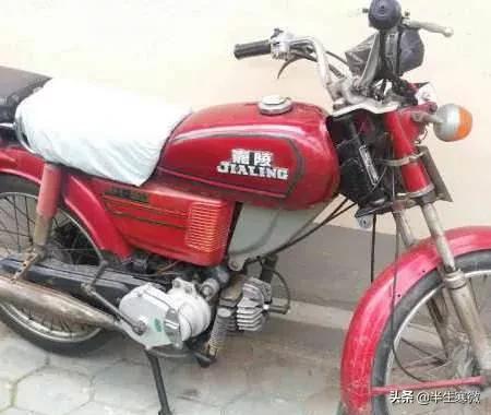 90年代的嘉陵50cc摩托车,嘉陵50二冲程摩托车