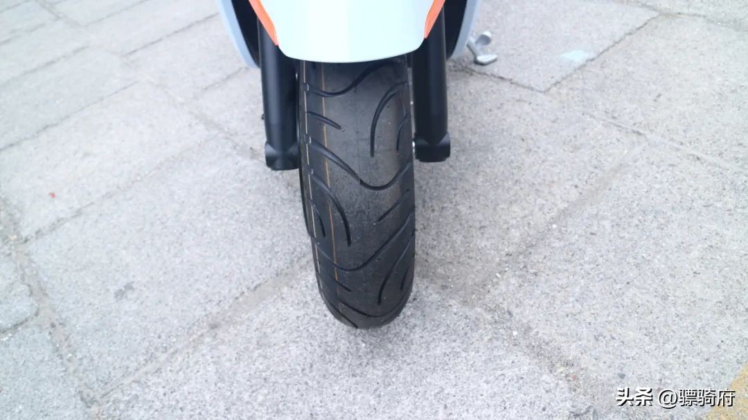 布雷斯通蓝卡150复古小踏板改装,布雷斯通150复古踏板摩托车测评