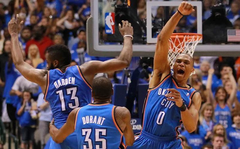 字母哥东契奇谁更有前途,字母哥东契奇谈nba强度