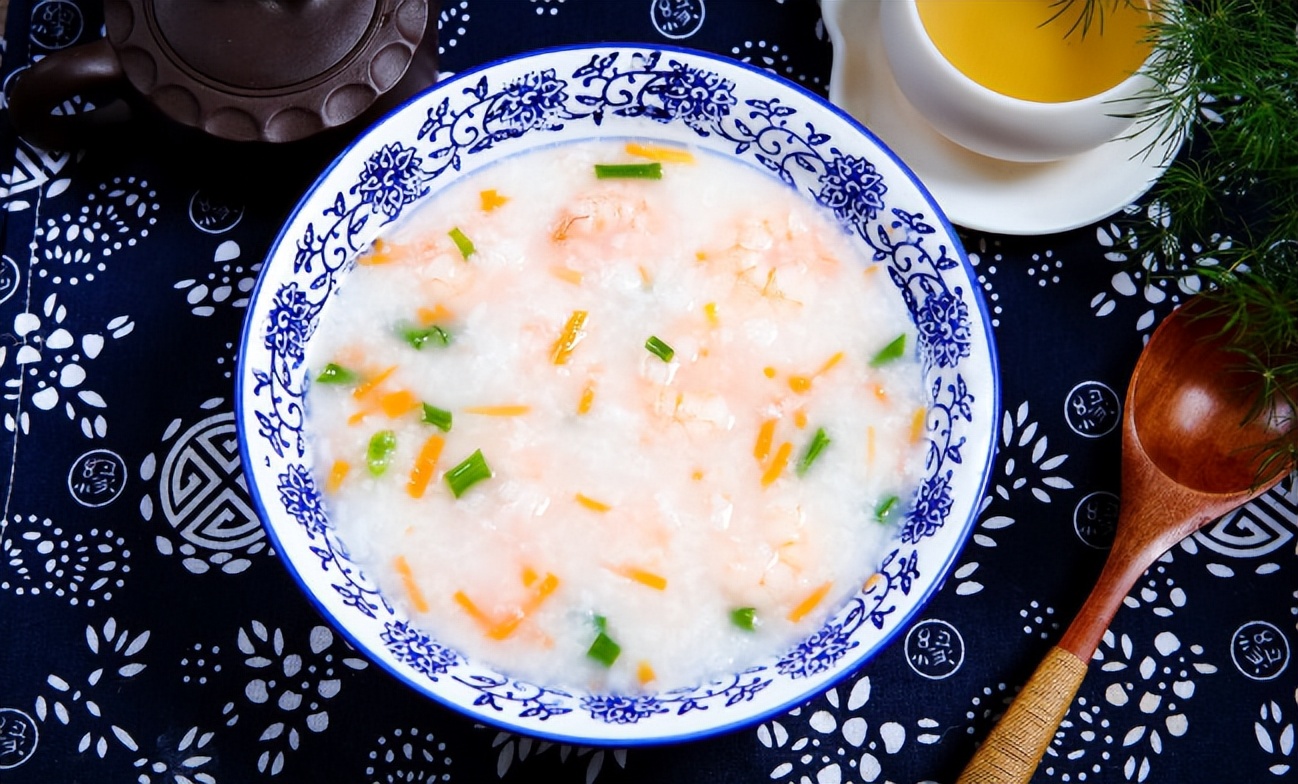 天凉喝银耳粥,天凉山药玉米粥