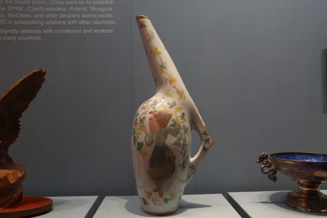 命运原来是水乳：毛主席收过的这些“礼品”