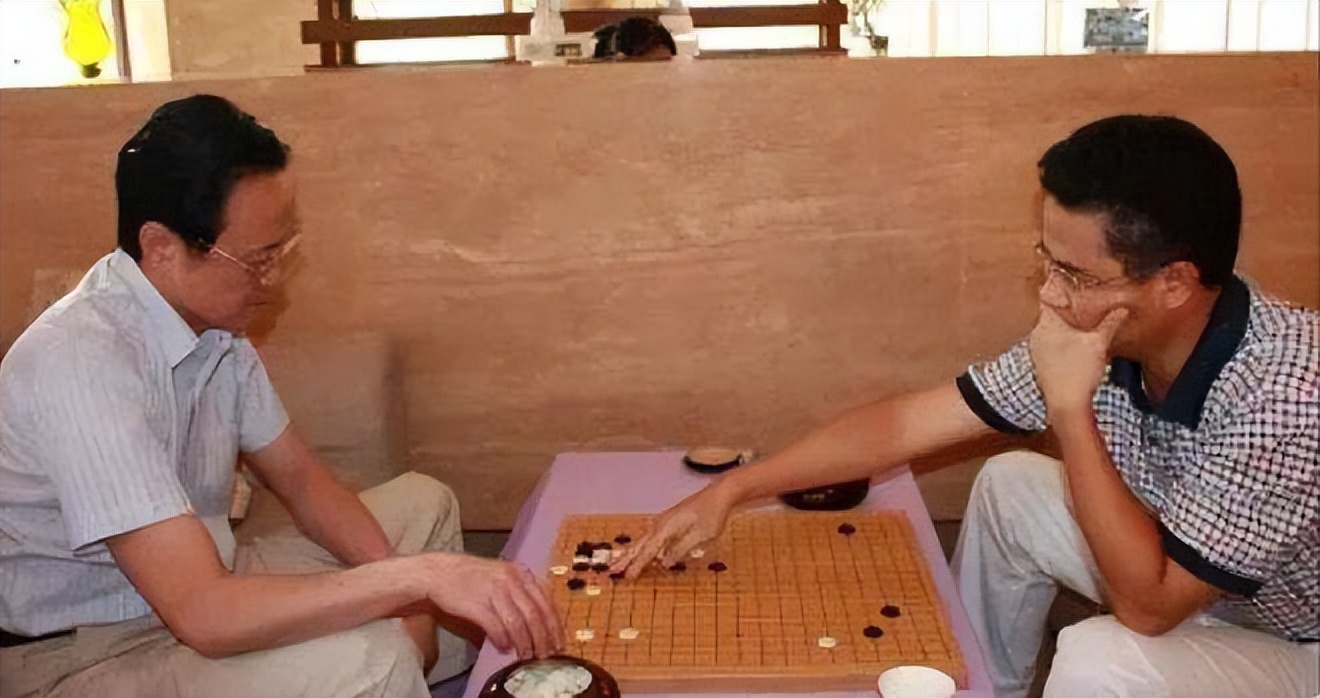 金立老板钱真的输光了吗,金立前董事长刘立荣一夜输光100亿