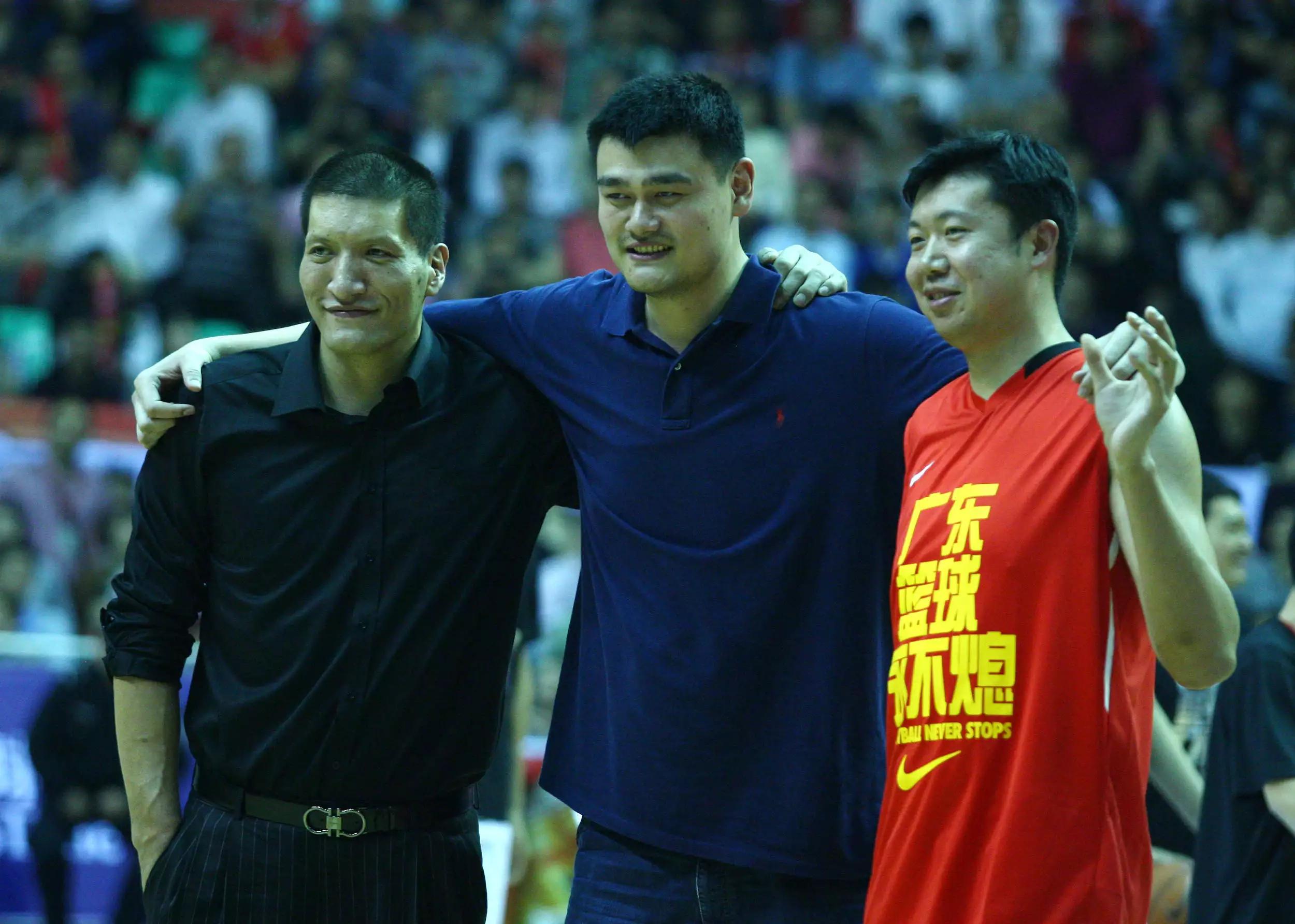 男篮三大中锋的爱情：姚明娶初恋，王治郅二婚，巴特尔娶二婚妻子