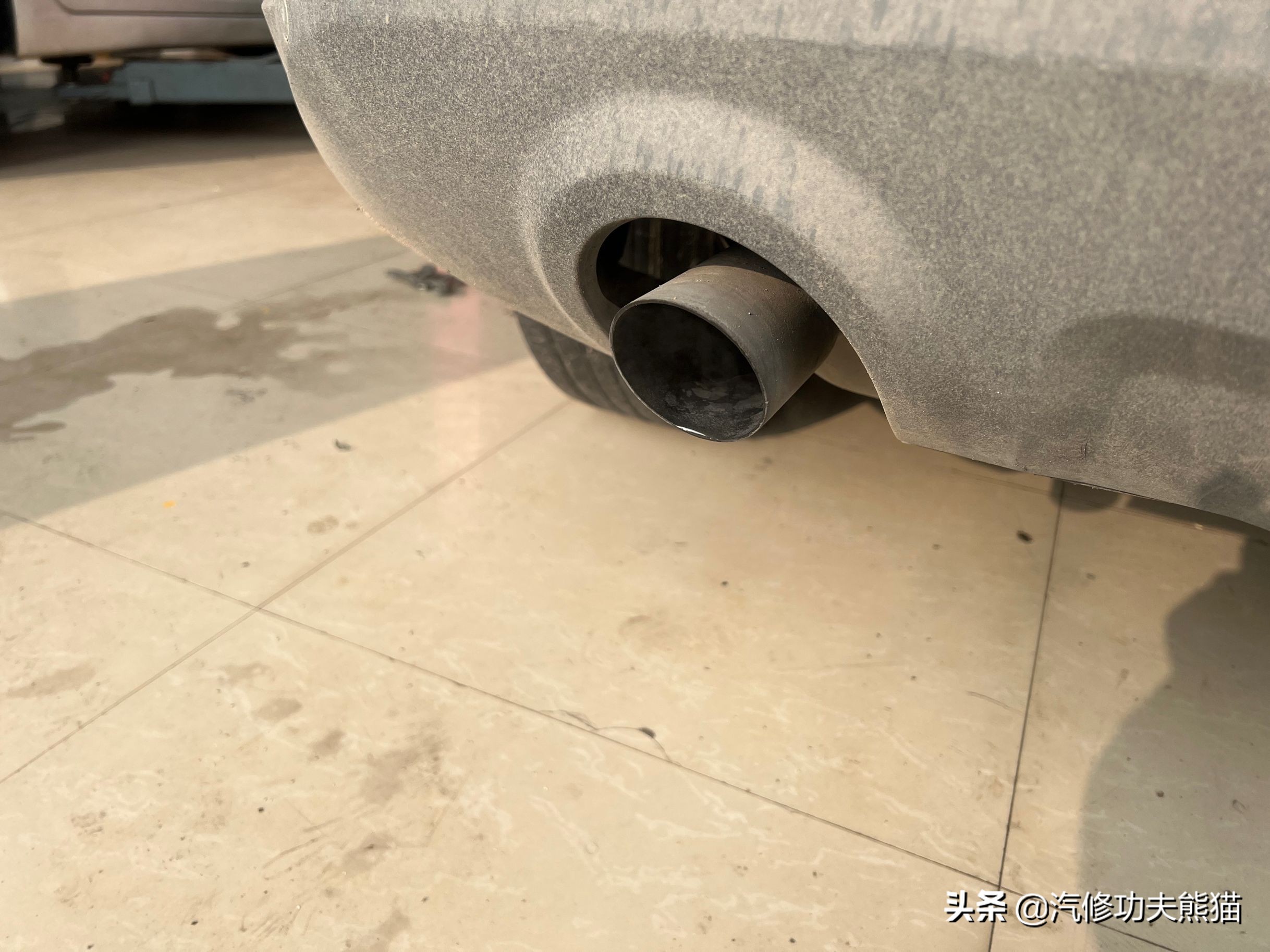 奥迪巅峰豪车,奥迪巅峰款视频