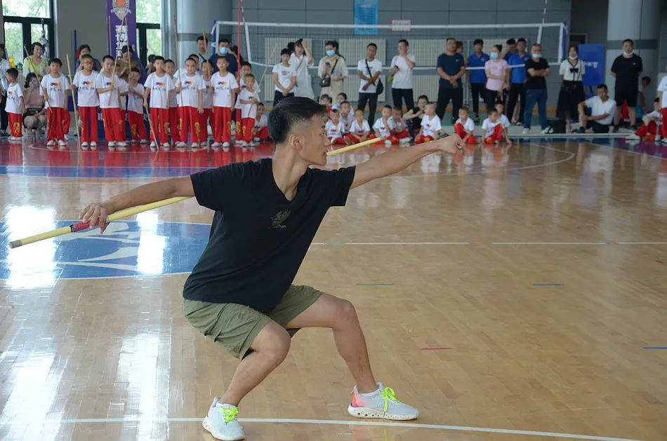 2022奔跑吧少年武术展风采,武汉奔跑吧少年2022运动夏令营