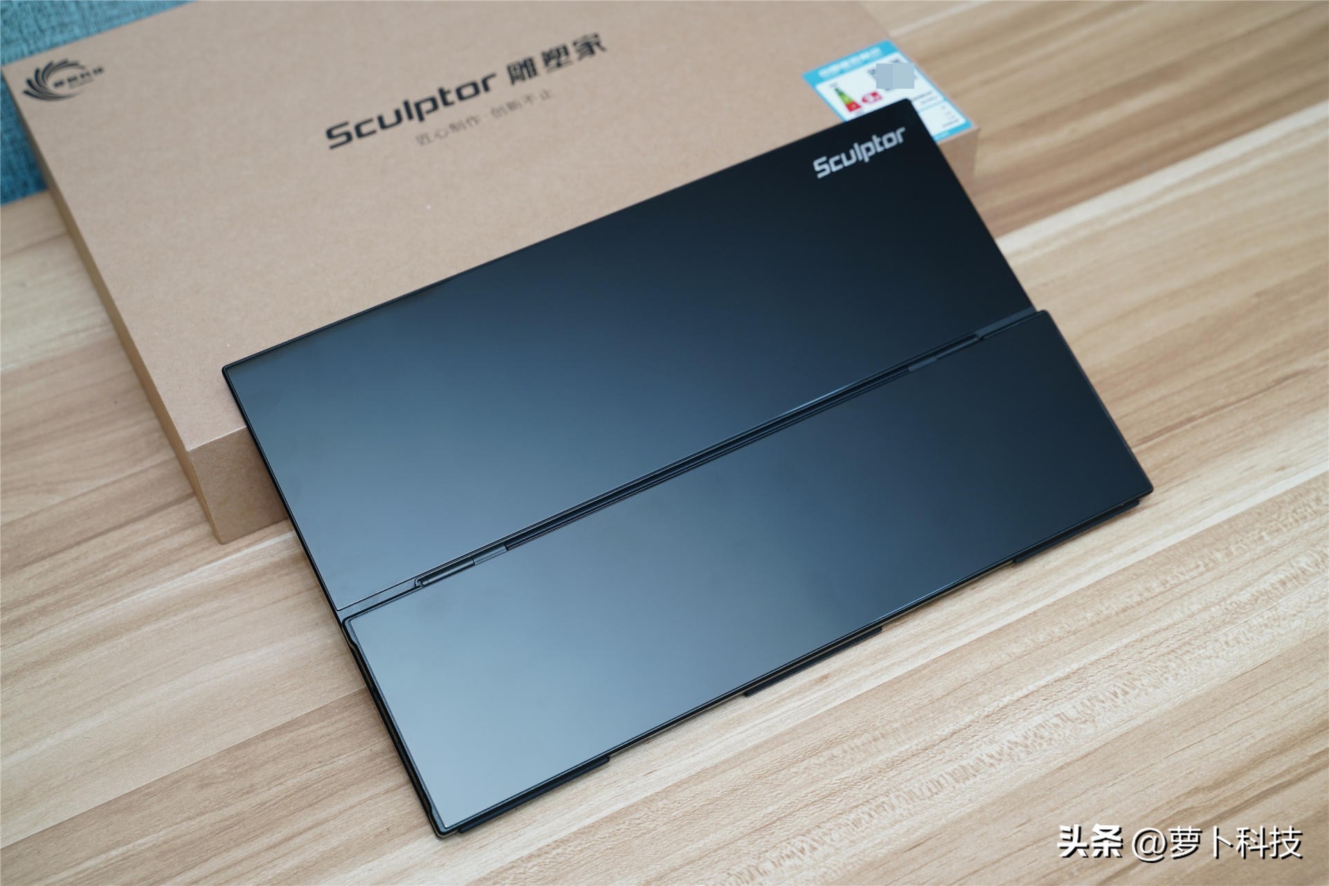 雕塑家4koled便携显示器,雕塑家便携式触控显示器测评