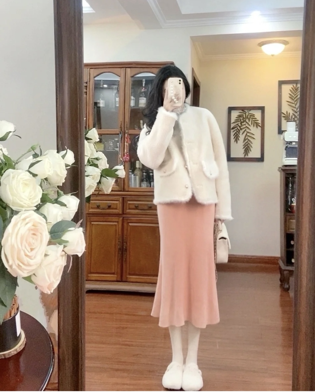 小香风半身裙怎么穿出高级感,小香风半身裙中长款搭配