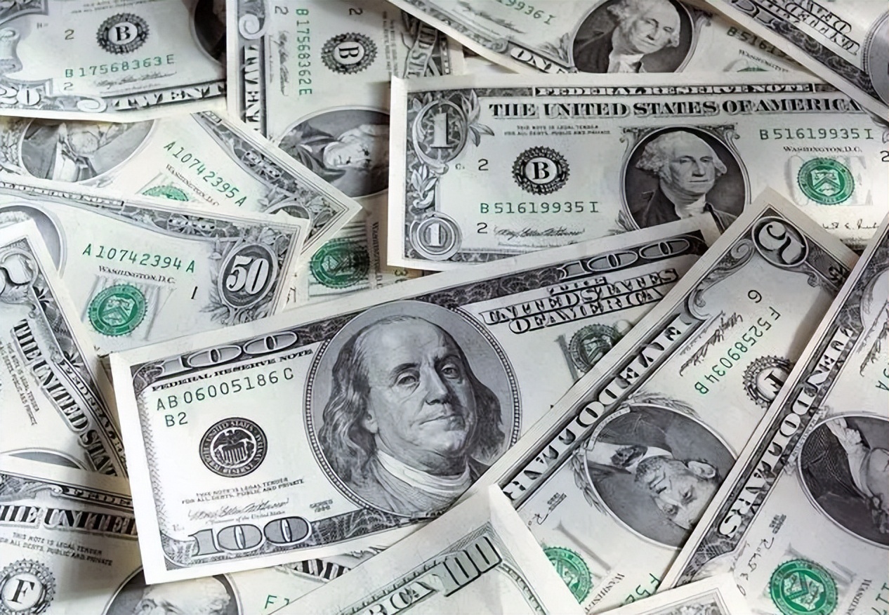 李佳琦狂卖147亿的背后,藏着这样一条经济学原理