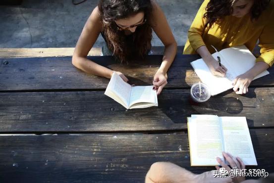 青小姐上学日记（18）——青春，友谊和梦想的加油站