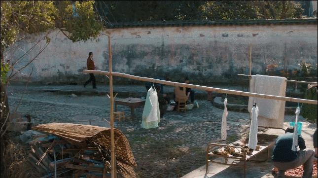 赵丽颖雷佳音白玉兰霸气片段,赵丽颖插兜名场面