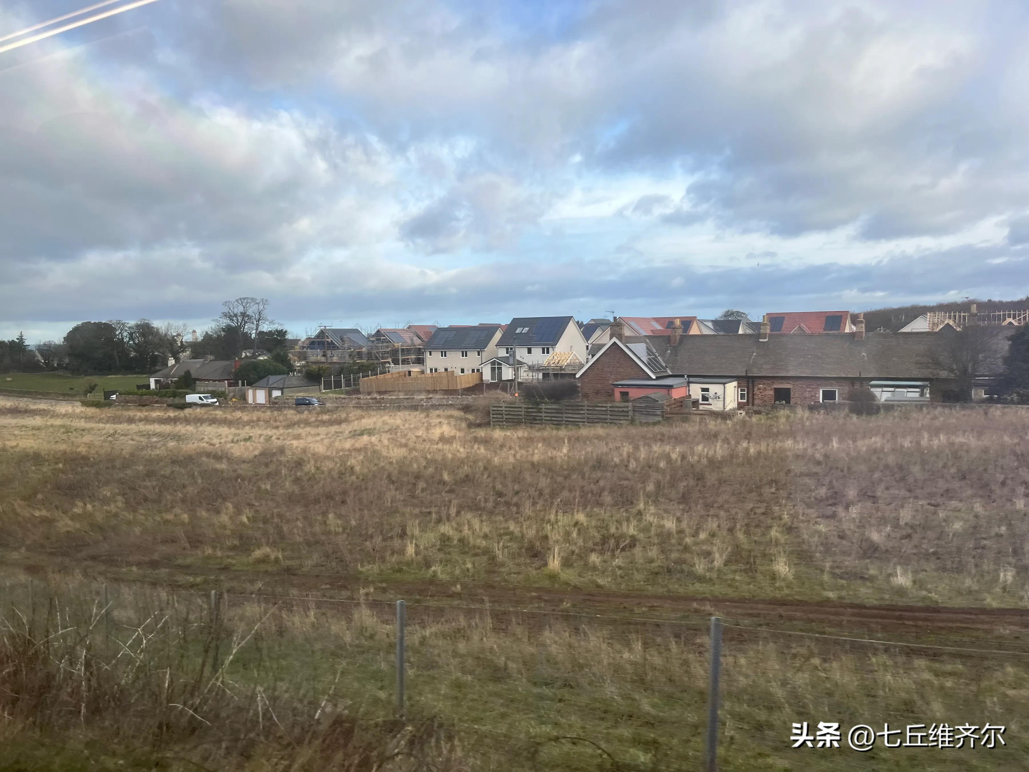 牛羊满圈的上联下联,水肥草美牛羊壮上联