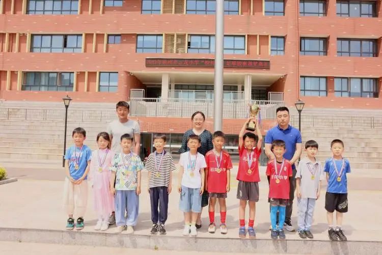 第十一届小学校园杯足球赛,校园足球点燃绿茵