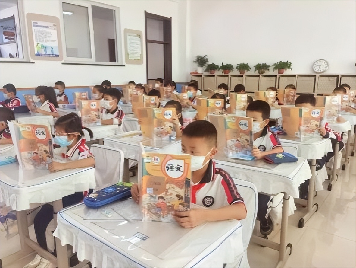 快乐“去上学”幸福“小时光”大连市甘井子区实验小学辛博街校区