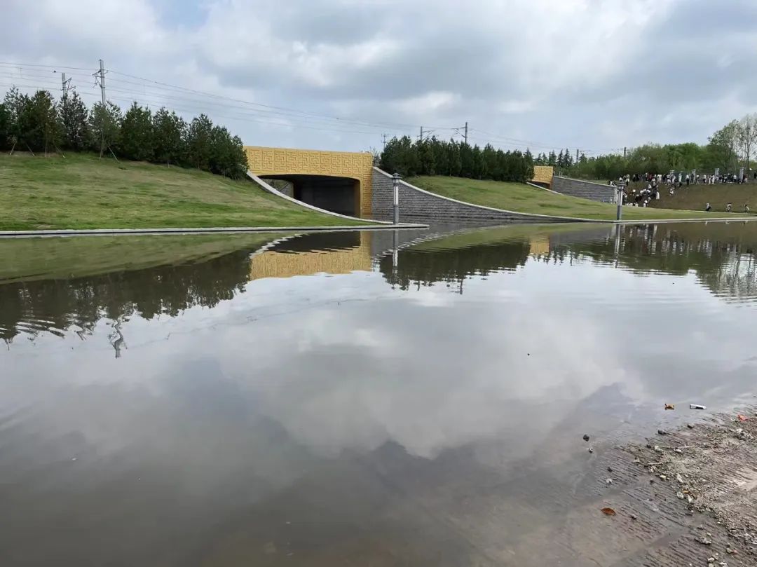 万人爬到白马寺！这样去景区的方式你绝对没见过！