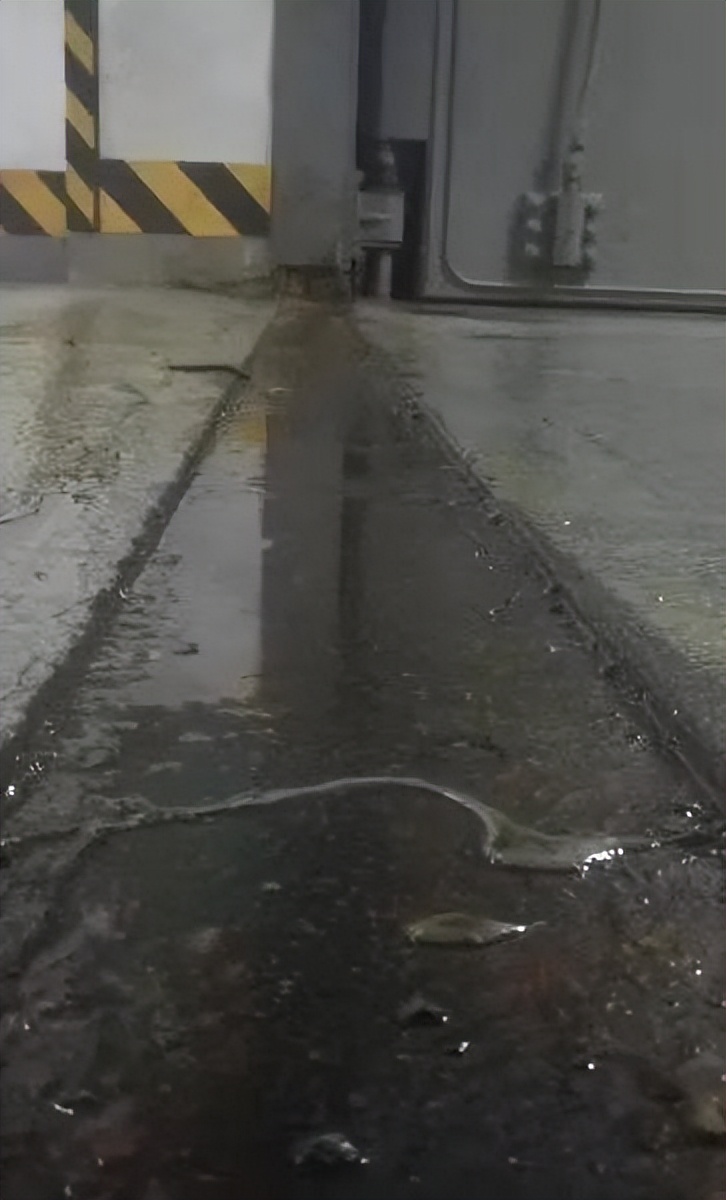 衣服晾不干的地区,衣服晾不干的阳台