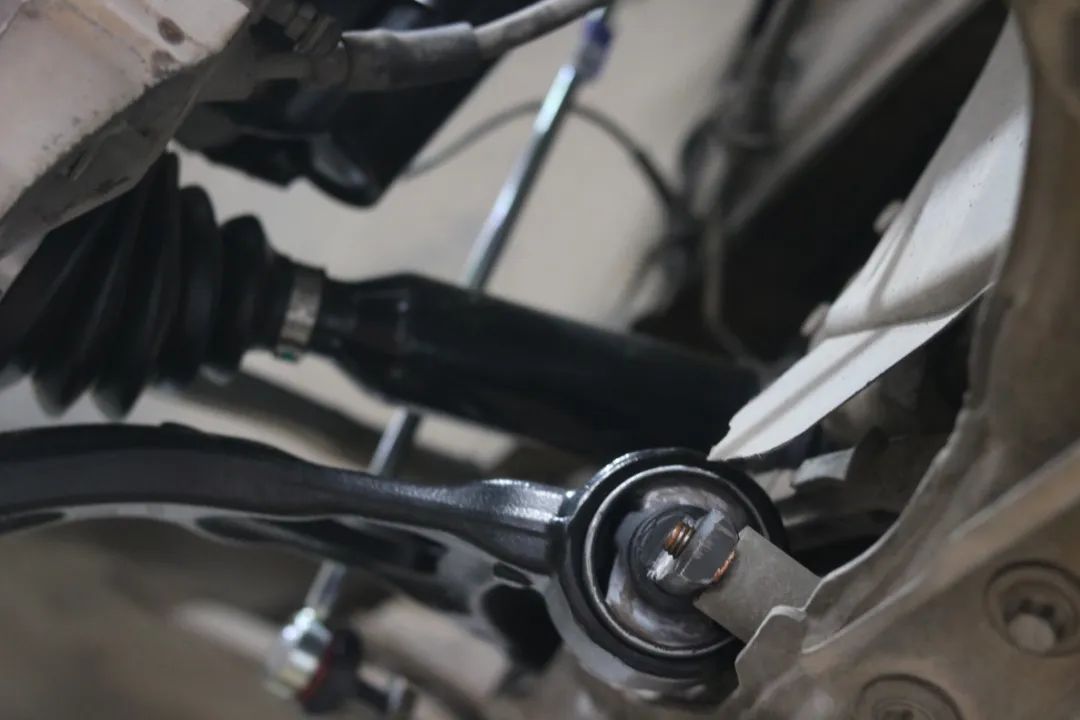 80年沃尔沃xc90出售,08款沃尔沃xc90二手多少钱