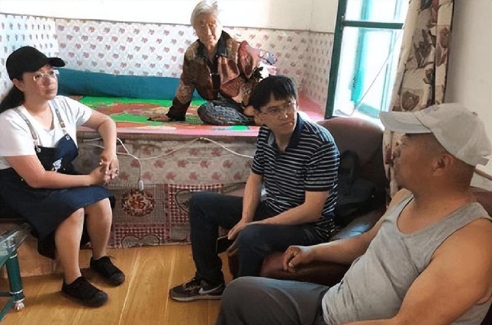 7万送女儿德国留学17年杳无音信,农村父母凑7万给女儿留学