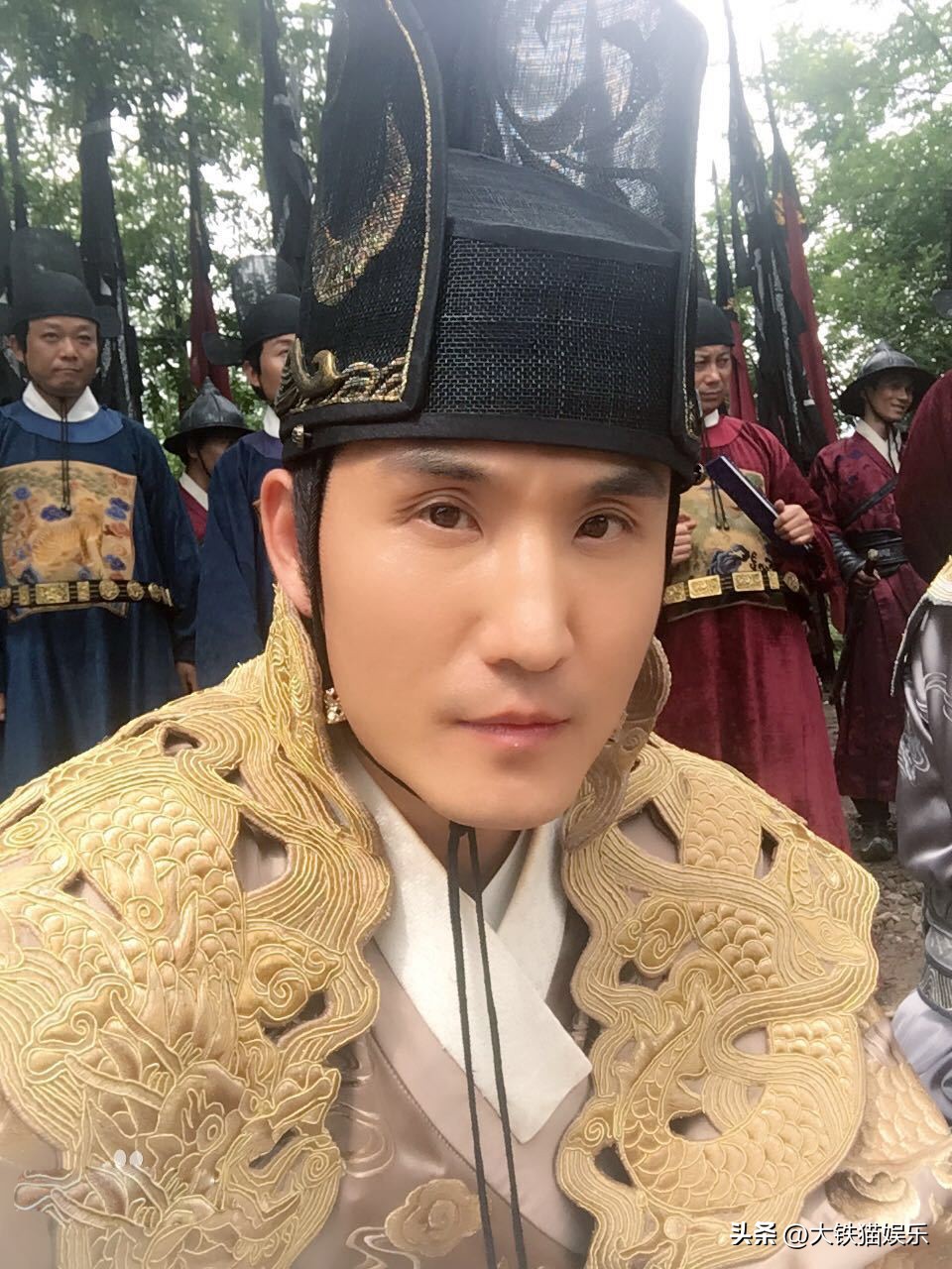 哪有什么一碗水会端平的,哪有什么一碗水端平