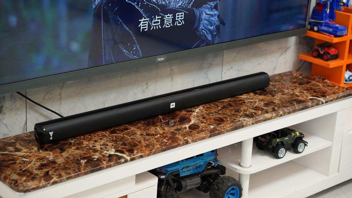 不到千元提升家庭观影体验JBLCINEMASTVJ100回音壁表现真“稳”！